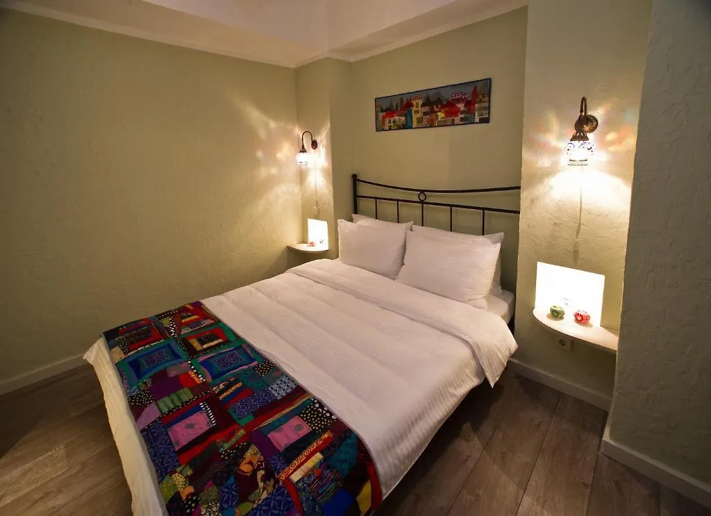 No12 Boutique Hotel Tbilisi 3*,  Georgien