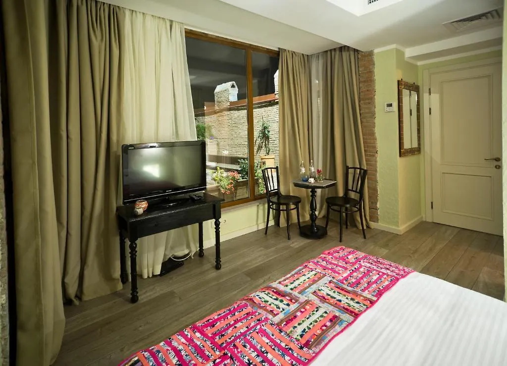 No12 Boutique Hotel Tbilisi 3*,
